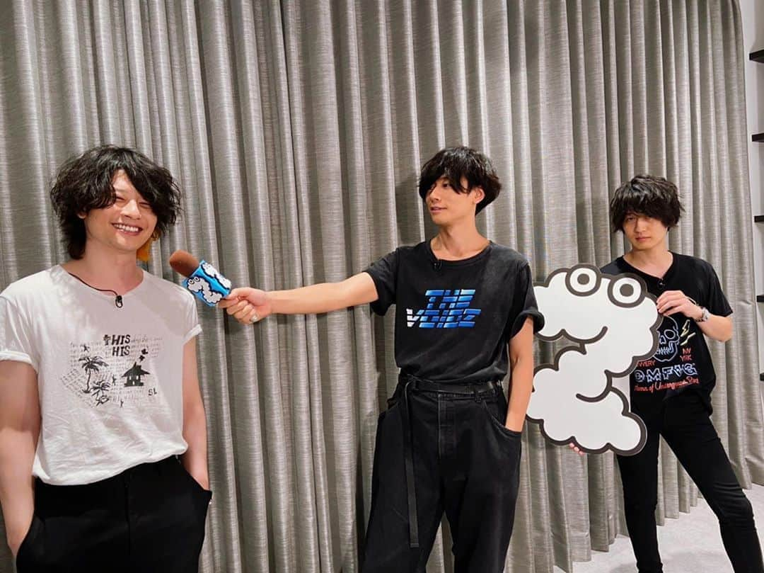 [ALEXANDROS]さんのインスタグラム写真 - ([ALEXANDROS]Instagram)「明日のzipに出るよーん。  洋平  #Alexandros  #BedroomJoule」8月30日 18時32分 - alexandros_official_insta