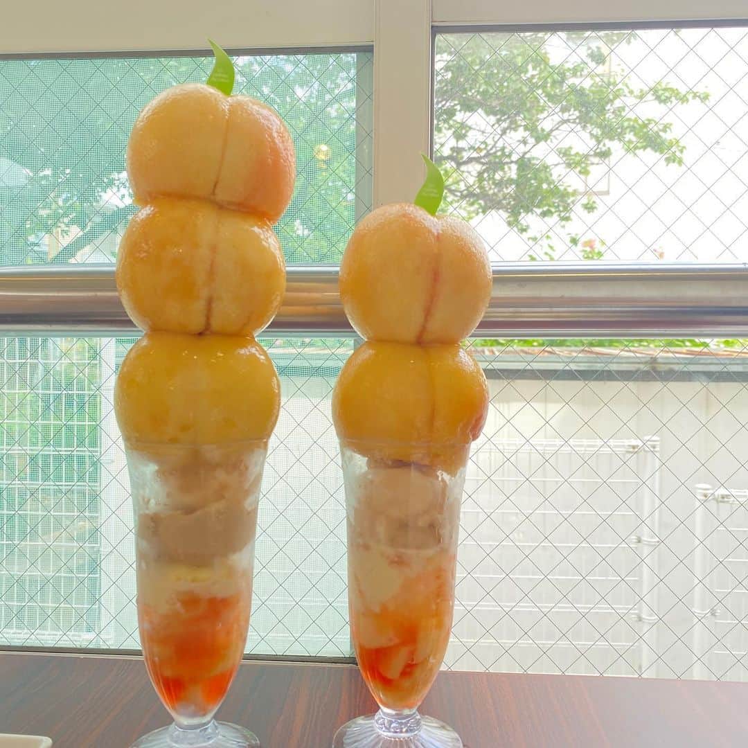 高山沙織さんのインスタグラム写真 - (高山沙織Instagram)「京橋の桃パフェ食べに行きました！！」8月30日 19時22分 - saotvos