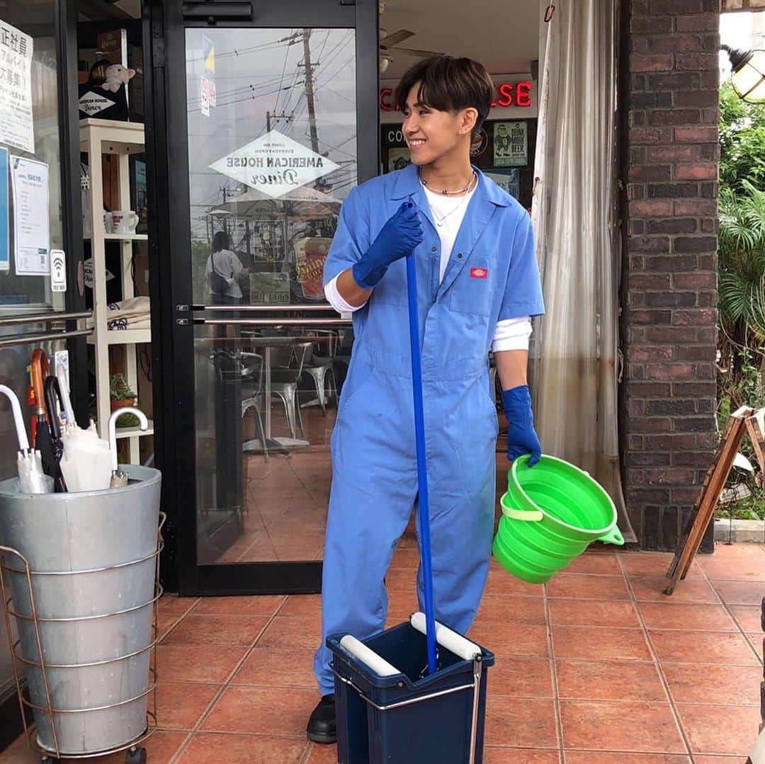 今津渉さんのインスタグラム写真 - (今津渉Instagram)「全然掃除しない清掃員です﻿ ﻿ ﻿ あとメンションしてくれたストーリー全部見ました🕊ありがとう💙﻿ まだcheckしてない人はlink in bio」8月30日 19時26分 - ayumu_imazu