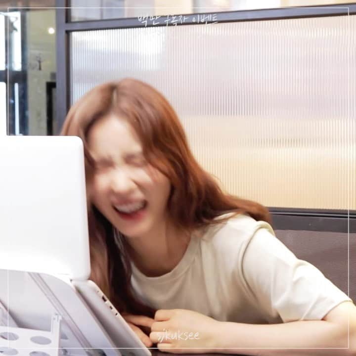 シン・セギョンのインスタグラム：「[100만 구독자 이벤트] 신세경의 Cook&Talk - 두 번째 이야기가 오늘 밤 9시 30분에 업로드됩니다. 링크는 프로필에! ❣️ *아 맞다 채팅 할 거예요🎼🥳오늘 할 말이 있어서.... ⠀ Hello everyone Tonight at 9:30PM (KST) I will be uploading my second video on the 1 million subscriber event! I’ll also be watching with you guys and participating in the live chat! See you soon ❣️ Link in bio」