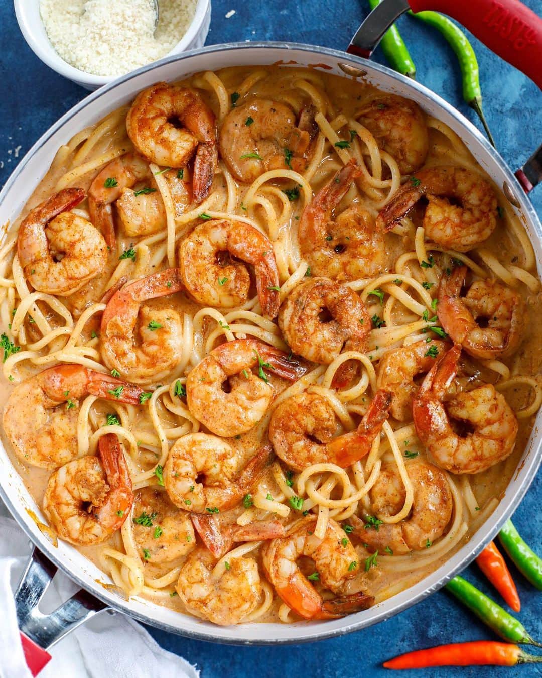 Easy Recipesさんのインスタグラム写真 - (Easy RecipesInstagram)「This Creamy Cajun Shrimp Pasta is smothered in a very flavorful creamy Cajun sauce. The shrimp is cooked to perfection with the Cajun spice and the whole dish can be put together in 3o minutes, making this meal a perfect weeknight meal!  Full recipe link in my bio.  https://www.cookinwithmima.com/creamy-cajun-shrimp-pasta/」8月31日 6時29分 - cookinwithmima