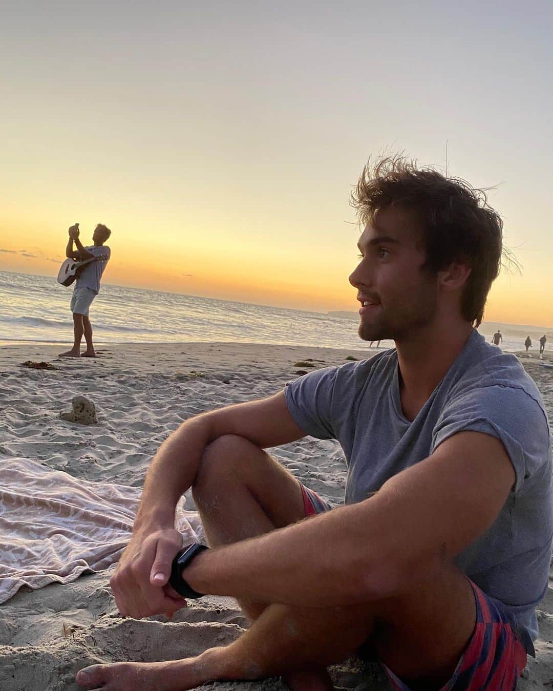 オースティン・ノースのインスタグラム：「I’m gonna roll with the classic “no filter needed” caption.」