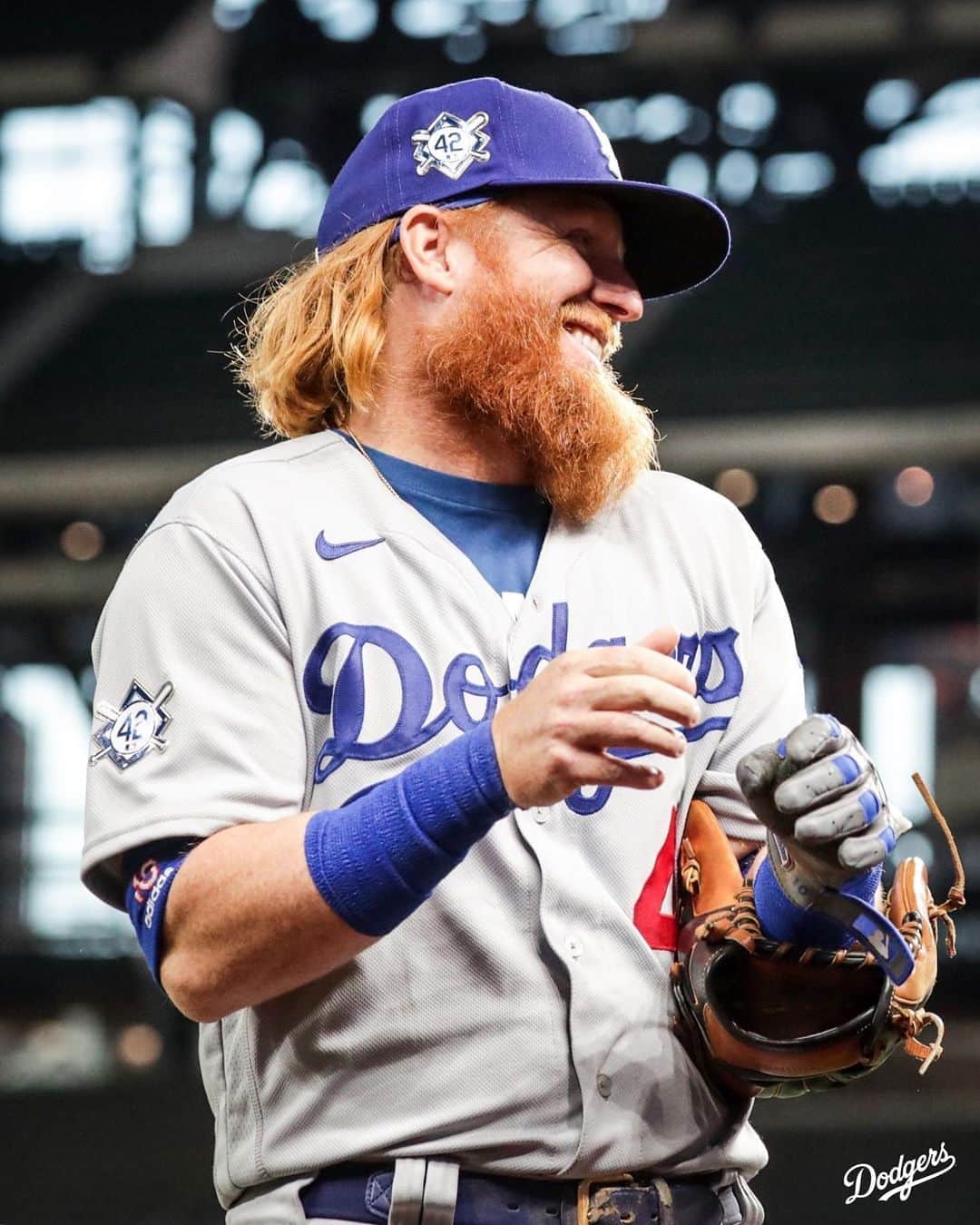 Los Angeles Dodgersさんのインスタグラム写真 - (Los Angeles DodgersInstagram)「42. ⁣ ⁣ Take a look at some of our favorite photos from this weekend honoring Jackie Robinson. #Jackie42」8月31日 7時40分 - dodgers