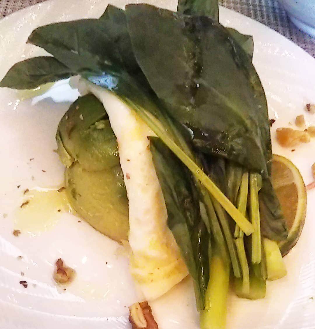 宮崎文子さんのインスタグラム写真 - (宮崎文子Instagram)「ある日の朝ごはん3  THE SPA  avocadoがまんまはいって。 omeletteはホワイトオムレツで Oliveoilも風味豊かで。  幸せな朝食。ごちそうさまでした。  #恒例になりつつある #夏の女子会 #深夜の成城石井は #神 #ホテルモーニング  #hotelmorning  #幸せの朝ごはん #都内で夏休み #1日くらい贅沢しても大丈夫だよね」8月30日 23時01分 - fumiko.miyazaki29