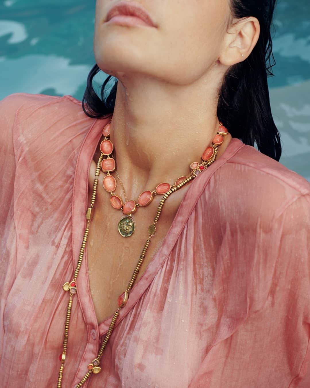 グーセンス パリのインスタグラム：「CABOCHONS, TALISMAN and MINI CABOCHONS necklaces. . . @prunepauchet shot by @sashamarro and styled by @smala.paris」
