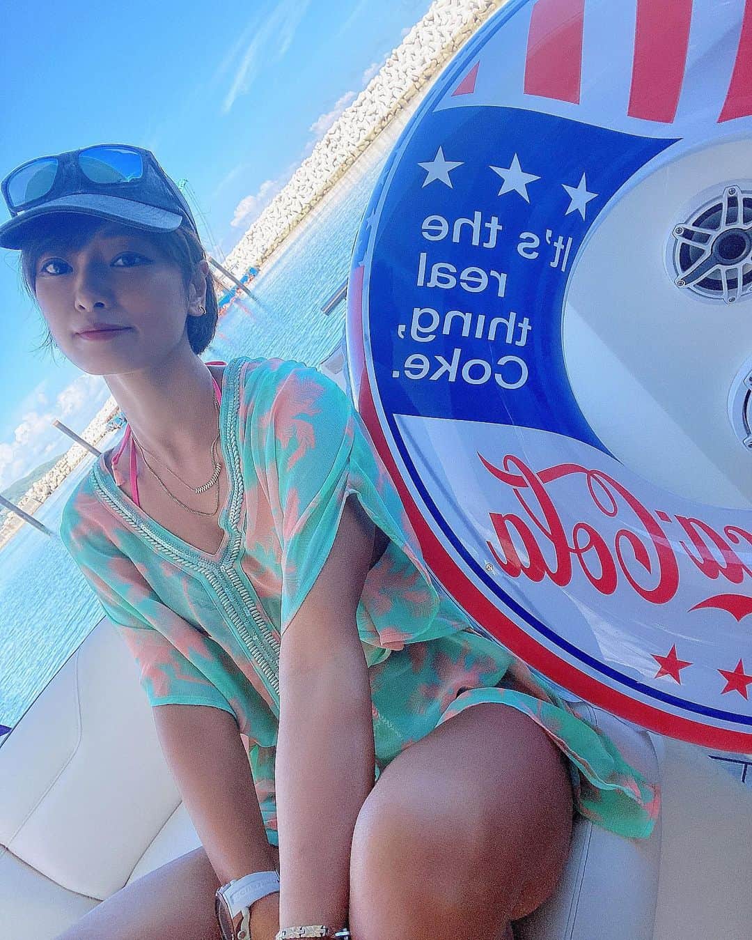 彩海のインスタグラム：「. . 真っ黒になった8月最終週末。 . 海にいるだけで気持ちいいけど 皆んなが楽しんでくれると尚更⭕️ . . 気を遣ってるんじゃなくて 動くのが好きなだけなんです。笑 . . . . 最高の週末をありがとう！ . . .  #ジェットスキー#ジェットスキーのある生活 #ジェット #ジェット女子 #マリンスポーツ#海#ビーチ #海活 #クルーズ#jetski #サップ #サップ女子#サーフィン#クルーズ#sup#surfinglifestyle #marinelife #marinesports #cruiselife  #standuppaddle」