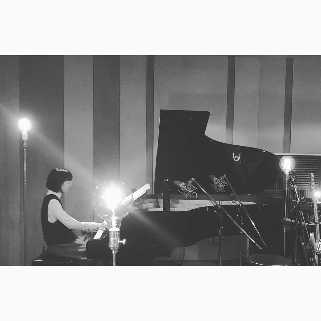 熊木杏里のインスタグラム：「音楽の中にいる時間。 他にたとえようがないよ  ありがとう。」
