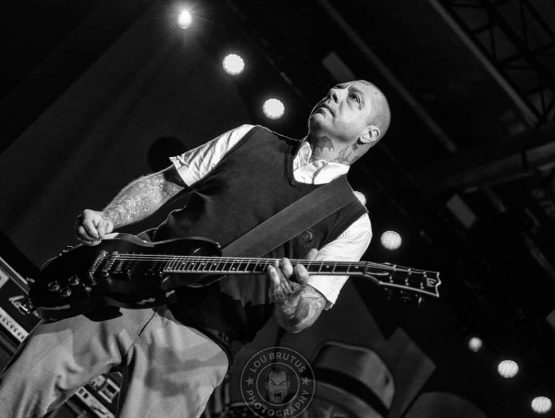 Alternative Pressさんのインスタグラム写真 - (Alternative PressInstagram)「As a titan in @rancid, to his tenure fronting The Bastards and the most righteous tracks he's throwing down as the heart of @theoldfirmcasuals, @larsfrederiksen is punk-rock personified. On behalf of every misfit kid who discovered punk and found refuge in a Rancid album, we shout a mighty "Happy birthday, Lars!"⁠ .⁠ .⁠ .⁠ #larsfredrickson #rancid #thebastards #theoldfirmcasuals #alternativepress #altpress」8月31日 1時01分 - altpress