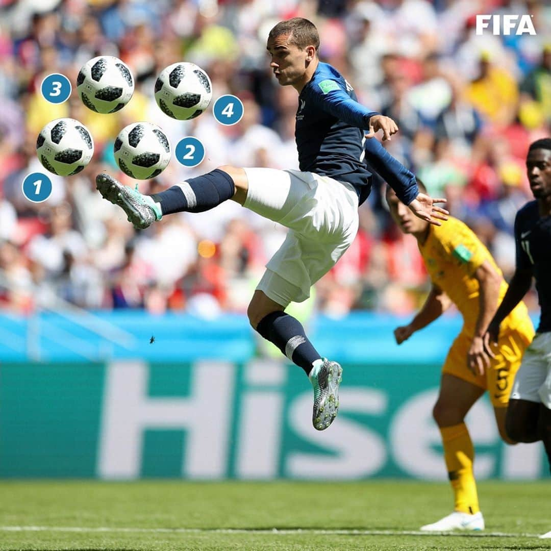 FIFAワールドカップさんのインスタグラム写真 - (FIFAワールドカップInstagram)「Spot the ball! ⚽️❗️⁣  Air control as a world champion...⁣ ⁣ #WorldCup #SpotTheBall #France #LesBleus #SundayFootball #FootballSunday #Griezmann」8月31日 1時12分 - fifaworldcup