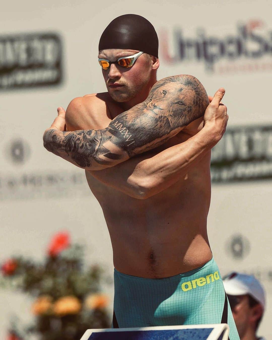 アダム・ピーティのインスタグラム：「So happy to announce that @apraceplus has launched! It’s been a huge ambition of mine over the past few years to help as many athletes and parents on their own journey as much as I can, whilst still being accessible for people from all backgrounds. You will get expert support and advice in Training, Racing, Nutrition, Psychology, Strength & Conditioning and finally giving the parents a platform to understand it all just a little more! If you want to check it out, the website is in my bio!」
