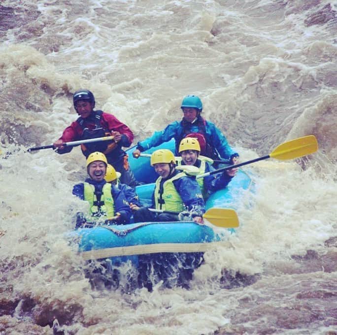 脇田唯さんのインスタグラム写真 - (脇田唯Instagram)「🚣🏻‍♀️ 必死（笑）  #ラフティング #rafting #北海道 #日高 #濁流 #楽しかった」8月31日 2時13分 - post_yui