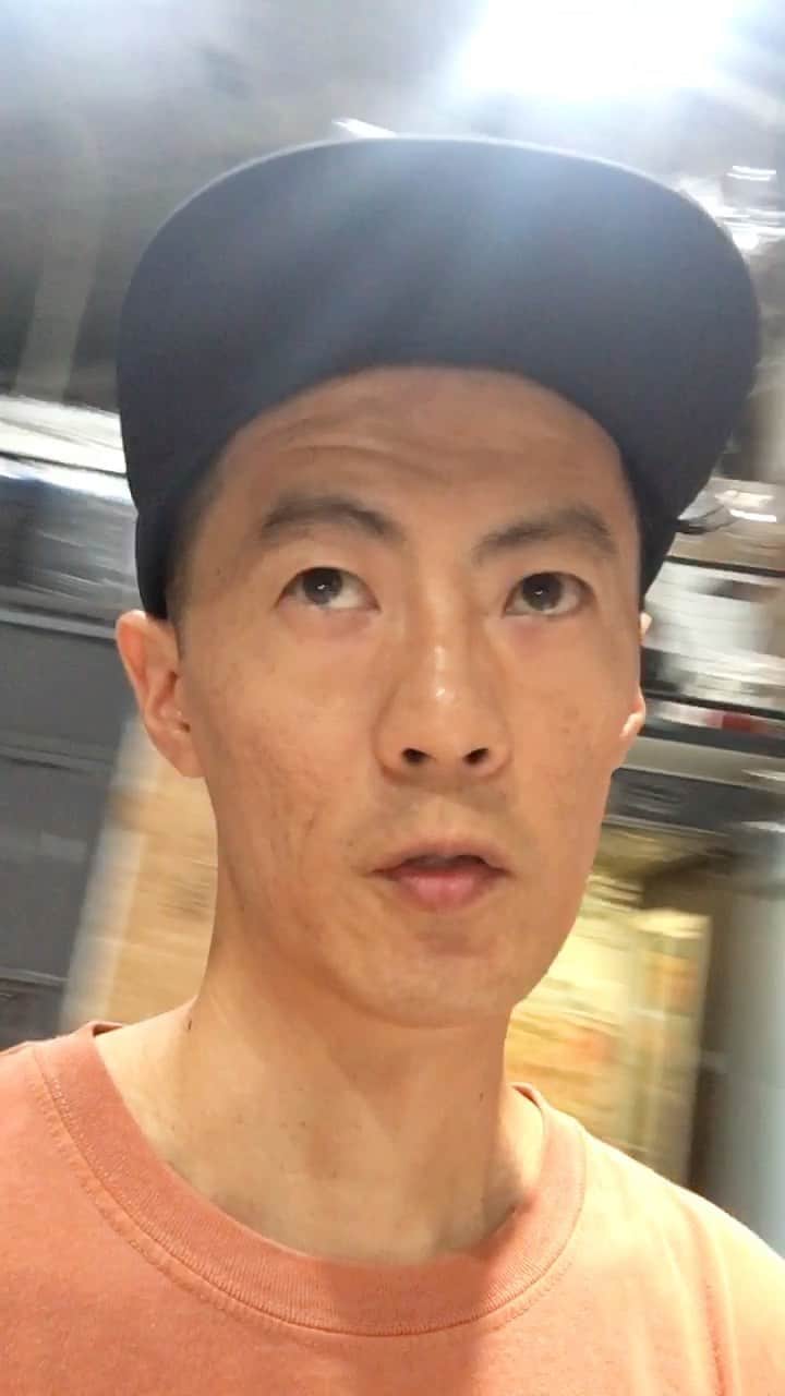 Shing02のインスタグラム：「John Vietnam was a popular MC, B-boy and activist from Chicago who passed away in 2012 while saving a friend from drowning. go check his documentary "One Life - One Love"」