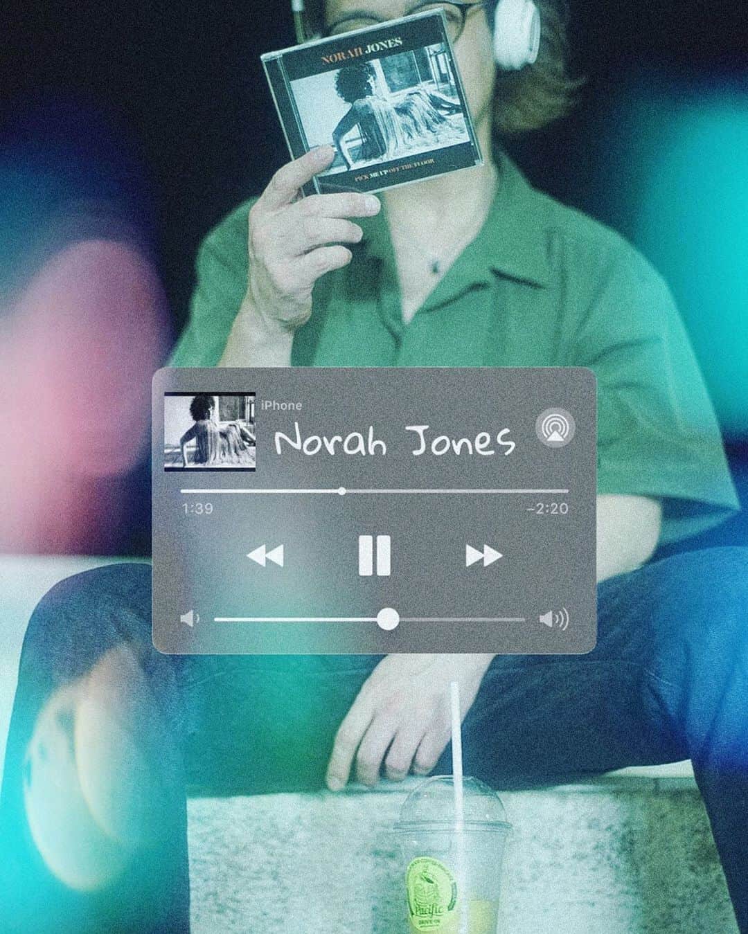 aiのインスタグラム：「*まだ誰も聴いたことのなかったNorah Jones*﻿ ﻿ 最近の海辺のお散歩は🐩のお供は♪﻿ ﻿ 4年ぶりノラ・ジョーンズの最新アルバム﻿ ﻿ 『Pick Me Up Off The Floor』﻿ ﻿ 切なく美しい歌声に癒されます。﻿ ﻿ 　@universal_international﻿ ﻿ ﻿ #ノラジョーンズ #norahjones #ピックミーアップオフザフロア #pr」