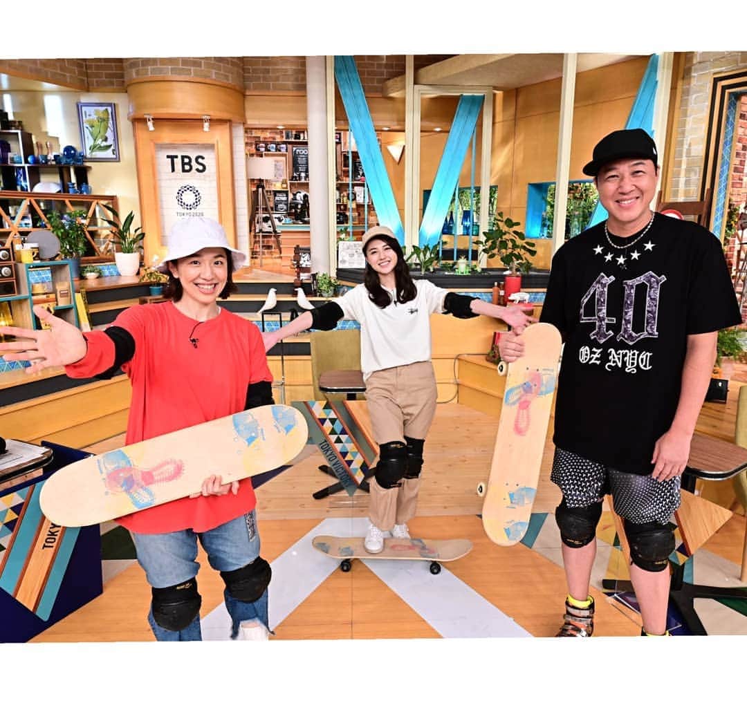 TBS「東京VICTORY」さんのインスタグラム写真 - (TBS「東京VICTORY」Instagram)「🛹🛹東京VICTORY🛹🛹 .  今週のゲストはスケートボードの四十住さくら選手😊💗💗 . みんなでスケートボードに挑戦😎 . 浜口さんや川合さんの衣装もお似合いでした😁💮💮 そちらも是非注目してみてくださいね🍀  #東京VICTORY  #skateboard #四十住さくら #川合俊一 #浜口京子」8月31日 17時10分 - tbs_tokyo_v