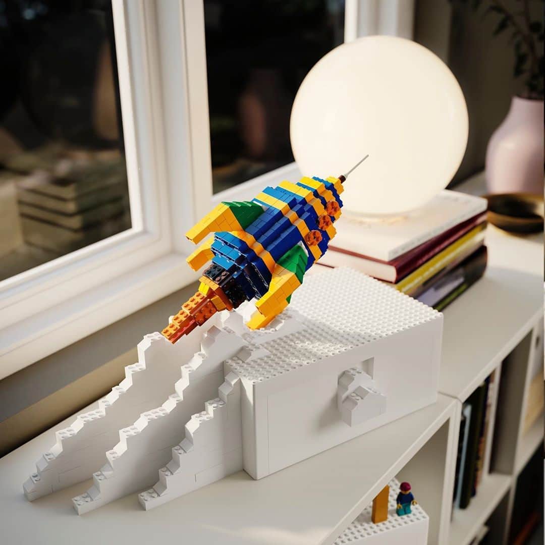 HYPEBEASTさんのインスタグラム写真 - (HYPEBEASTInstagram)「#hypeAF: @ikeausa and @lego have come together for a surprising, but very well-matched, BYGGLEK collection. Drawing from IKEA’s love for storage and LEGO’s fascination with fun to develop playful storage solutions, the collaboration sees three white storage boxes that come decorated with tiny plugs and a 201-piece collection of bricks, food items and minifigures in different colors. Look for it to release at IKEA’s website and stores come October 1. ⁠⠀ Photo: IKEA」8月31日 15時57分 - hypebeast