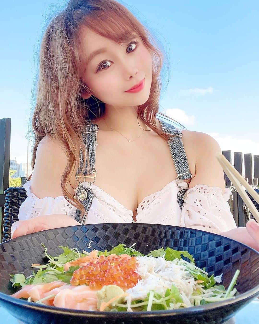 千咲まりのグルメインスタ