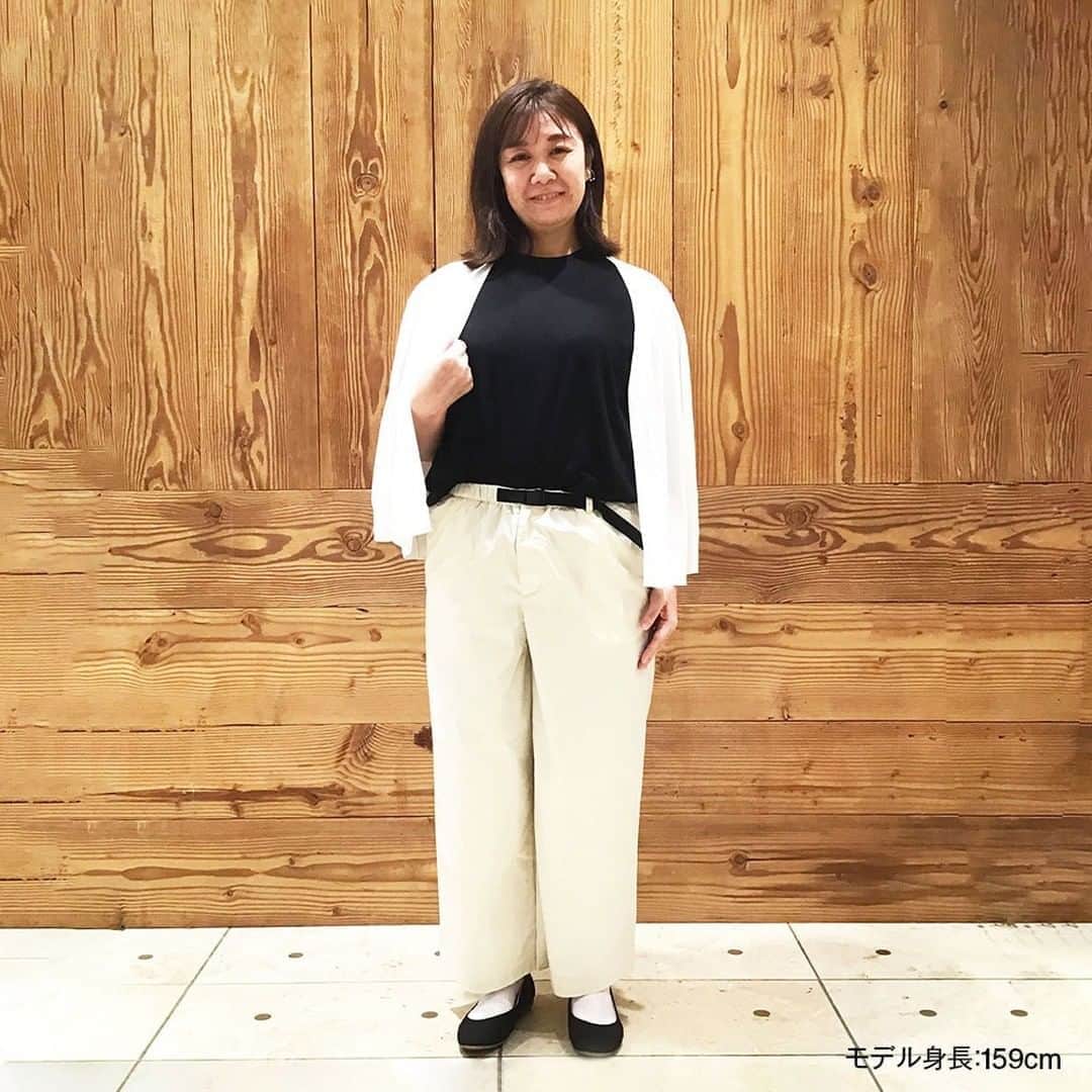 無印良品さんのインスタグラム写真 - (無印良品Instagram)「【スタイリング事例】今の季節におすすめのスタイリング - 各店舗のスタイリングアドバイザーが、今の季節におすすめの着こなしを紹介します。それぞれの個性に合わせた着こなしのポイントもご覧になれます。 - #無印良品 #MUJI #MUJIwear #スタイリングアドバイザー #StylingAdvisor #初秋 #コーディネート #秋コーデ」8月31日 17時00分 - muji_global