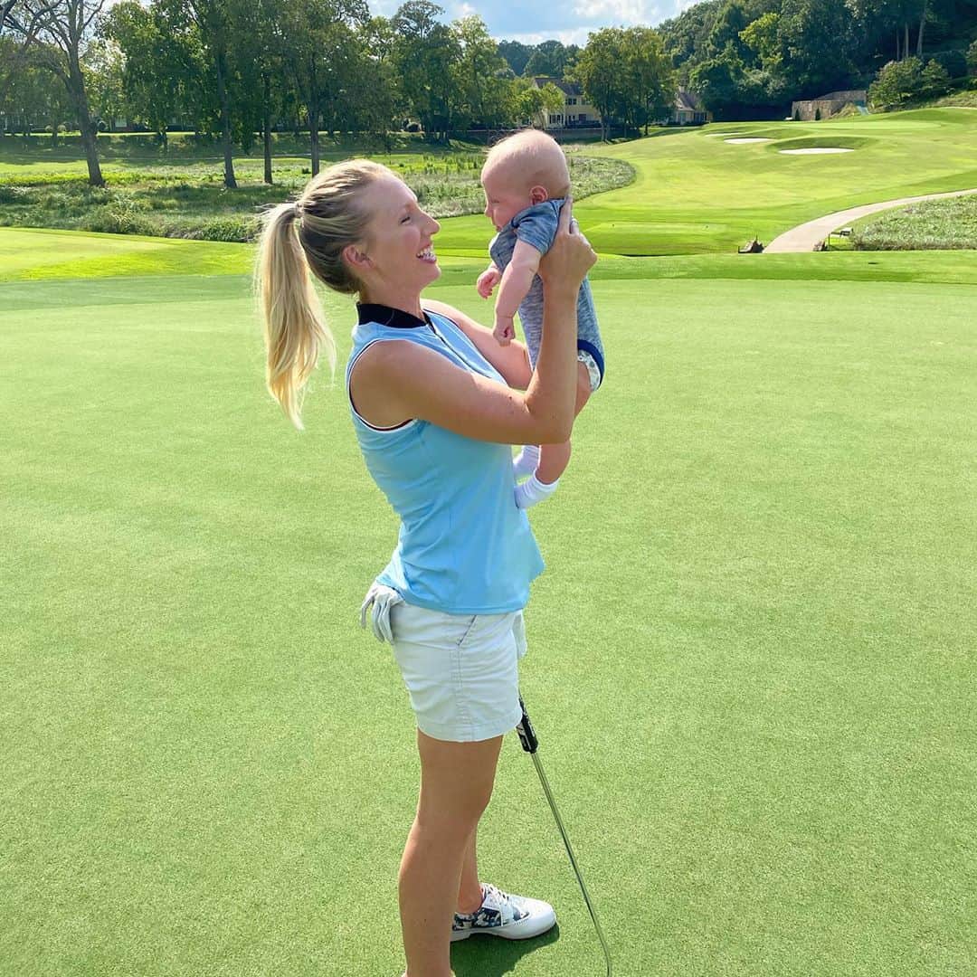ブルック・パンケーキのインスタグラム：「Sweet baby boys first golf outing! We only made it six holes, but mamma and daddy told him he has many many more in his future!」