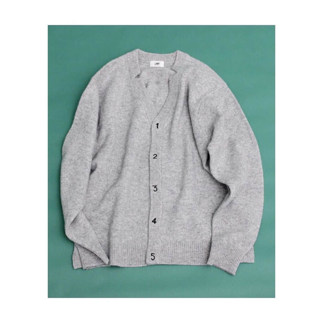 iami_official_instagramさんのインスタグラム写真 - (iami_official_instagramInstagram)「【 reservation】  定番の数字刺繍カーディガン。  いつもの単色に加えてマルチカラーが新登場。カラーブロックがおもちゃのよう。  lime/gray/navy/ mulch yellow/mulch pink  crew neck ¥10,100+tax  V neck ¥10,100+tax  zozotown.ambidex storeにてご予約受付中。 ____________________________  #iamiinfact  #latlierdusavon  @latelier_du_savon_official  @ambidex_store」8月31日 8時53分 - iamiinfact