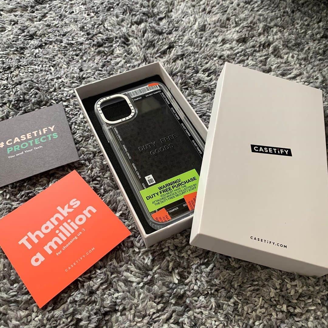 八百板卓丸のインスタグラム：「新しいiPhoneケース📱  #CASETiFY #気分転換に」