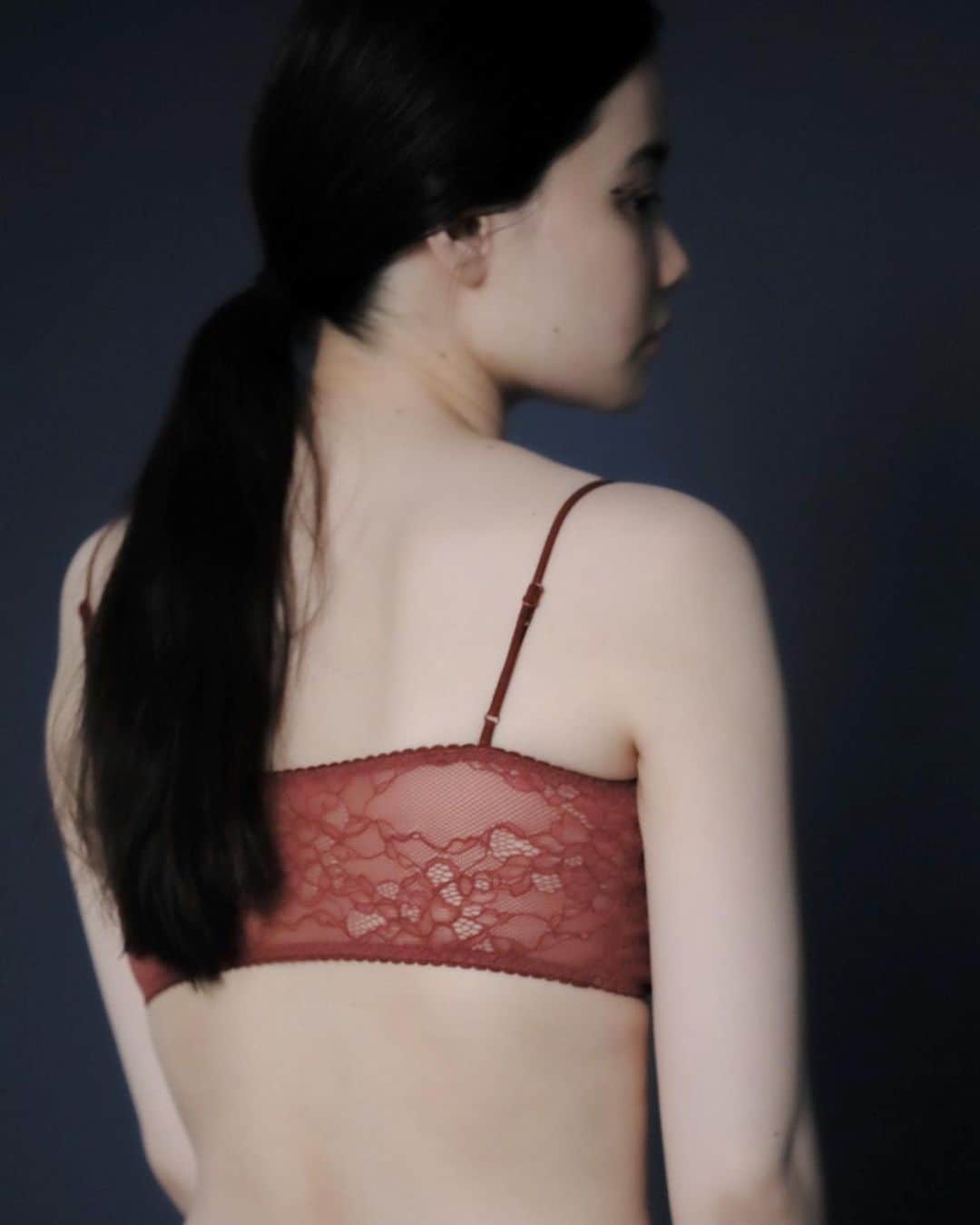 EMILY WEEKのインスタグラム
