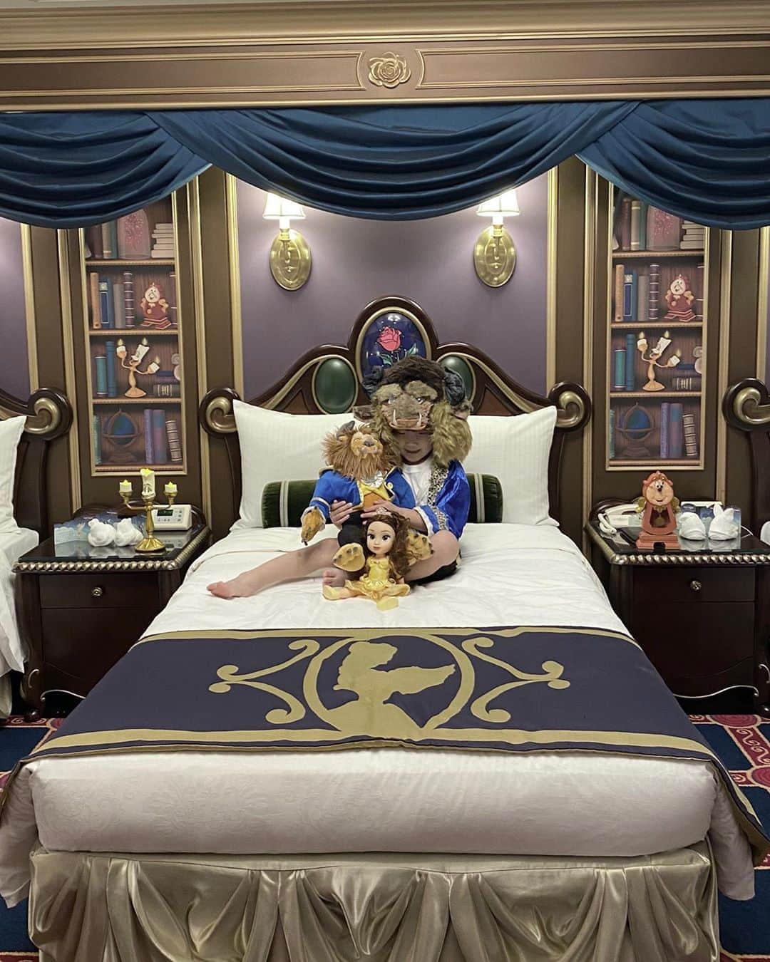 tiahy__のインスタグラム：「I’m Not a beast. . . . I’m Taia👦🏻. . . #tokyodisneylandhotel #beast_taia#taiacostume #beautyandthebeast」