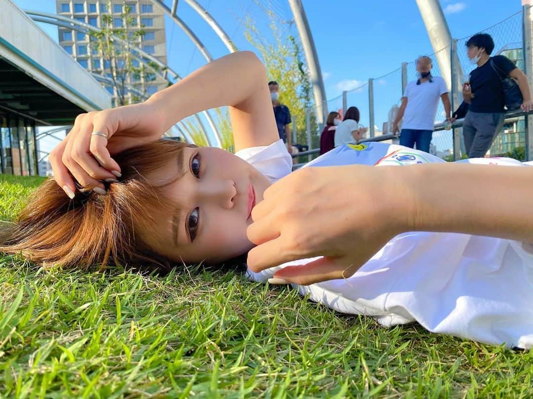 ななぴさんのインスタグラム写真 - (ななぴInstagram)「ゴロン💕🌞  ひなたぼっこ❤︎」8月31日 12時40分 - __nanapgram__