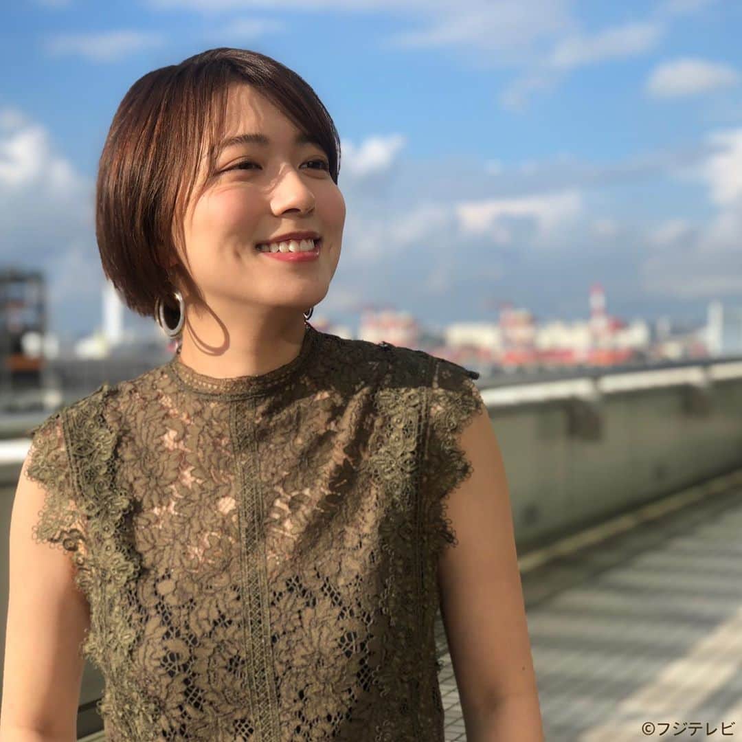 フジテレビ「めざましテレビ」さんのインスタグラム写真 - (フジテレビ「めざましテレビ」Instagram)「8月28日（金） ・ ファッション雑誌CanCamとコラボした お天気コーナー「きょう何着て行く？」 阿部華也子ちゃんの毎日のコーデを紹介♪ ・ 【きょうのコーデ】 ブラウス→#LAGUNAMOON 1万円 パンツ→#MISCHMASCH 1万800円 靴→#ダイアナ 1万3000円 ピアス→#GU 590円 ・ 【コーデのポイント】 スイートな総レースブラウスをカーキ色でシックに✨ とろみ素材のパンツを合わせると 清潔感のあるきれいめスタイルに仕上がります🌿 抜け感のあるトングサンダルでハズしを効かせるとバランスアップ🙆🏻‍♀️ ・ #めざましテレビ #きょう何着て行く？ #阿部華也子 #今日のコーデ#コーデ #CanCam #今日のファッション#ootd #きょう何着て行く？は月〜金朝6時22分ごろ放送！」8月31日 12時41分 - mezamashi.tv