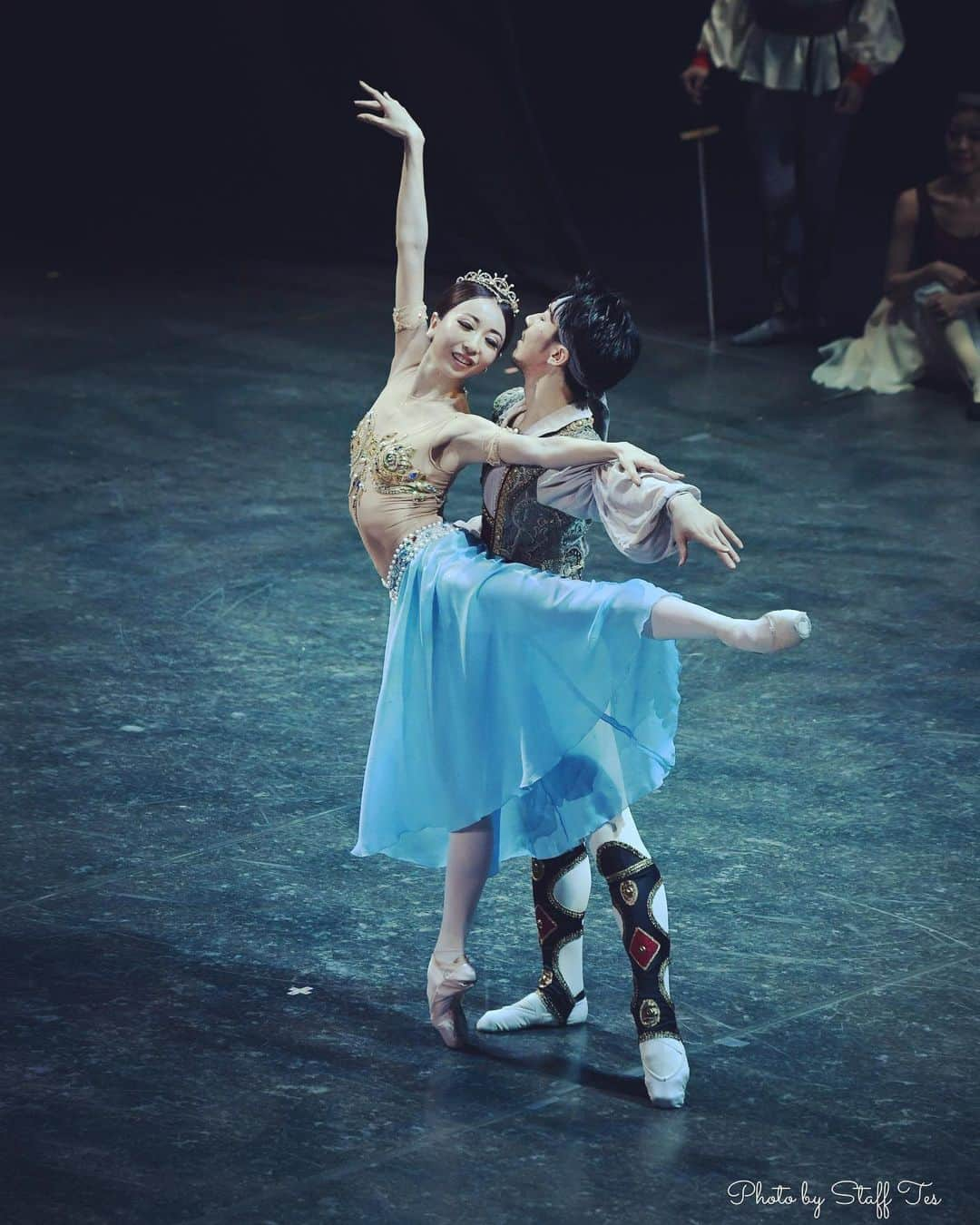 加治屋百合子さんのインスタグラム写真 - (加治屋百合子Instagram)「・ Viktor Yaremenko’s “Corsaire” . With Kosuke Okumura from @nationalballetjapan.  バレエ協会「海賊」公演より。 新国立劇場バレエ団の奥村康祐さんと。  📷: スタッフ・テス( @tesstagephoto )  #バレエ #バレエ協会 #海賊 #公演 #東京  #上野文化会館 #奥村康祐 #加治屋百合子 #ballet #ballerina #performance #dance #corsair #japanese #tokyo #kosukeokumura #yurikokajiya」8月31日 13時05分 - yuriko_kajiya