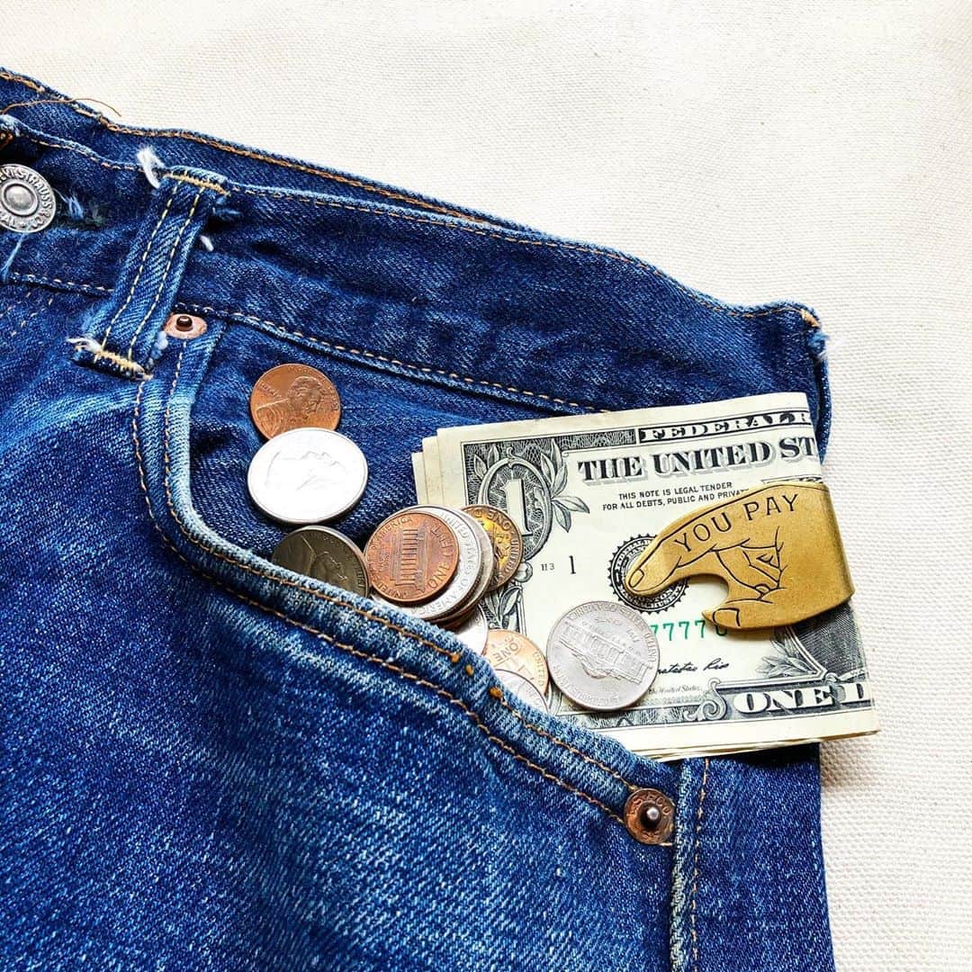スタンダードカリフォルニアさんのインスタグラム写真 - (スタンダードカリフォルニアInstagram)「Button works × Venice Design8 You Pay Money Clip. #standardcalifornia  #スタンダードカリフォルニア #buttonworks #ボタンワークス #venicedesign8 #moneyclip  #マネークリップ」8月31日 13時24分 - standardcalifornia