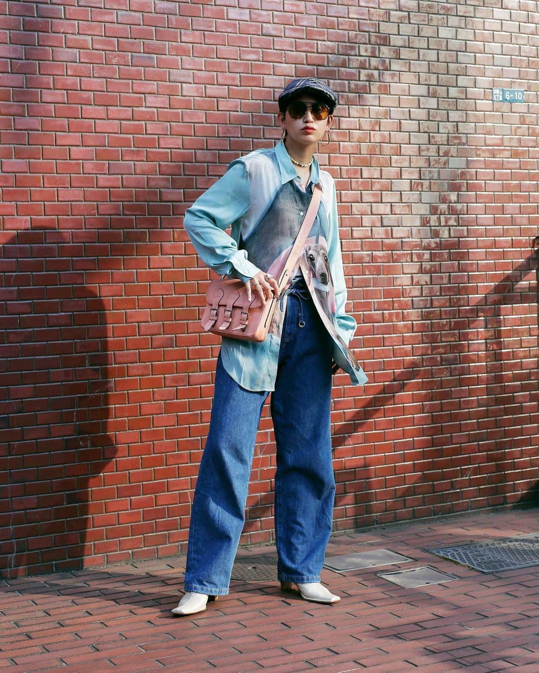Droptokyoさんのインスタグラム写真 - (DroptokyoInstagram)「TOKYO STREET STYLE⁣⁣ ⁣⁣ Name: @2228michel  Occupation: Shop Director (@blanche_market) Top: #AcneStudios Bag: #AcneStudios Pants: #AcneStudios Shoes: #Vintage Sunglasses: #AcneStudios Hat: #Vintage #streetstyle#droptokyo#tokyo#japan#streetscene#streetfashion#streetwear#streetculture#fashion#ストリートファッション#コーディネート#tokyofashion#japanfashion⁣⁣⁣⁣ Photography: @kyoheihattori」8月31日 13時59分 - drop_tokyo