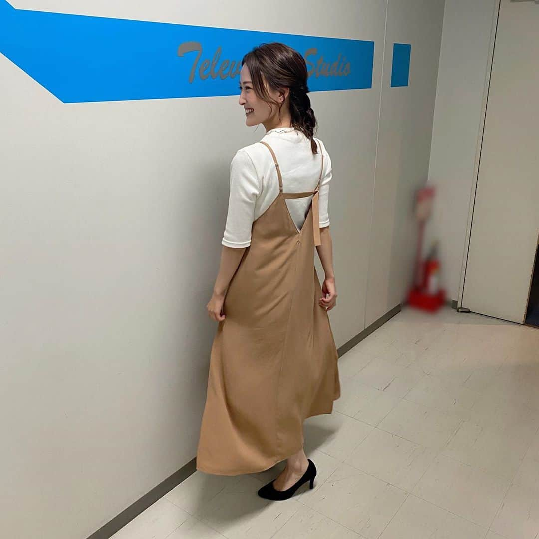 財津南美さんのインスタグラム写真 - (財津南美Instagram)「ㅤㅤㅤㅤㅤㅤㅤㅤㅤㅤㅤㅤㅤ 8月最終日だけど、まだまだ暑いですね🥵 最近の衣装はちょびっとだけ、秋に近づいてきた気がします🍁ㅤㅤㅤㅤㅤㅤㅤㅤㅤㅤㅤㅤㅤ ㅤㅤㅤㅤㅤㅤㅤㅤㅤㅤㅤㅤㅤ #アサデス#衣装」8月31日 14時04分 - zaitsu_minami