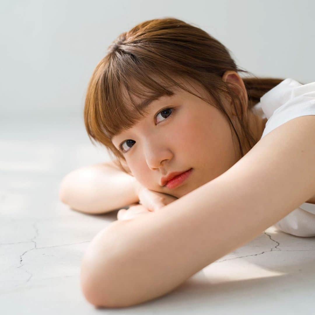 ザ・コインロッカーズのインスタグラム：「本日8/31発売 「BUBKA10月号」 船井美玖が初グラビアに挑戦！！！  透明感全開の船井美玖をぜひチェックしてください😍   #コインロッカーズ #コイロカ #船井美玖 #BUBKA」