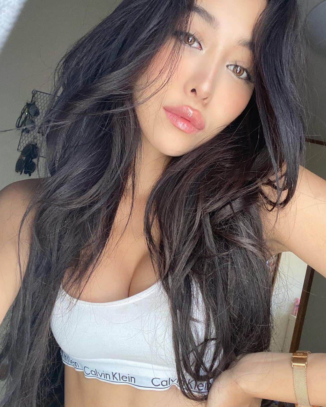 山田ひなののインスタグラム：「I like my new phone ❤️」