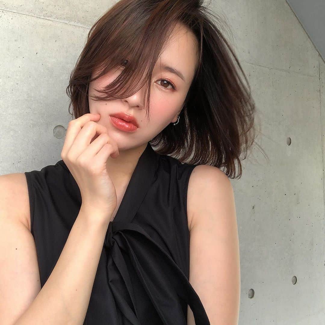 寒川綾奈のインスタグラム