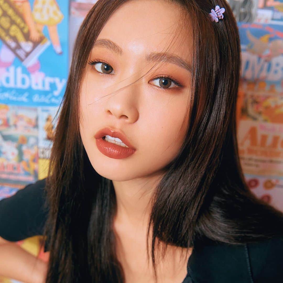 클리오 CLIO officialさんのインスタグラム写真 - (클리오 CLIO officialInstagram)「팔레트 컬러를 맞춰보세요!?   #프로아이팔레트 💫💖 #브라운팔레트 #음영쉬머펄 다 되는  #다재다능팔레트 #クリオ #アイシャドウパレット #プリズムエアーアイパレット」8月31日 15時28分 - clio_official