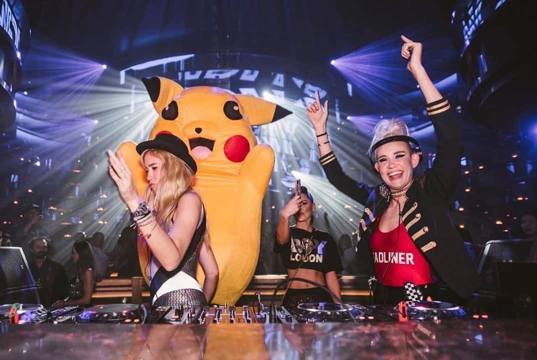 NERVOさんのインスタグラム写真 - (NERVOInstagram)「Pikachu used Thunder Rave… it was SUPER EFFECTIVE #pikapika ⚡️⚡️🐭🐭」9月1日 1時05分 - nervomusic