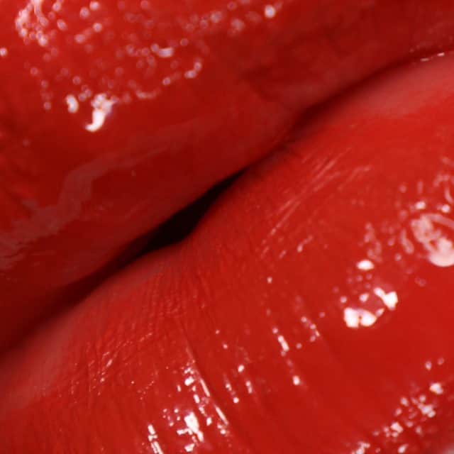 Smashboxのインスタグラム：「Lips like sugar 💋 feat: Always on Liquid Lip in Bawse + Gloss Angeles Extra Shine」