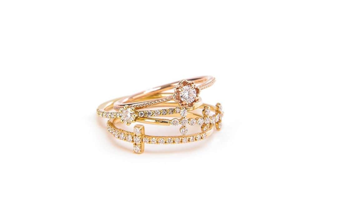 美咲あいりさんのインスタグラム写真 - (美咲あいりInstagram)「_𝑲 𝒋𝒆𝒘𝒆𝒍𝒓𝒚  𝟐𝒏𝒅 𝒍𝒊𝒏𝒆 ✨﻿ @k_official.jewelry ﻿ ﻿ ﻿ #Kjewelry #Kjewelry2linecollection ﻿ #diamond #gold #jewelry」8月31日 17時41分 - misakiairi