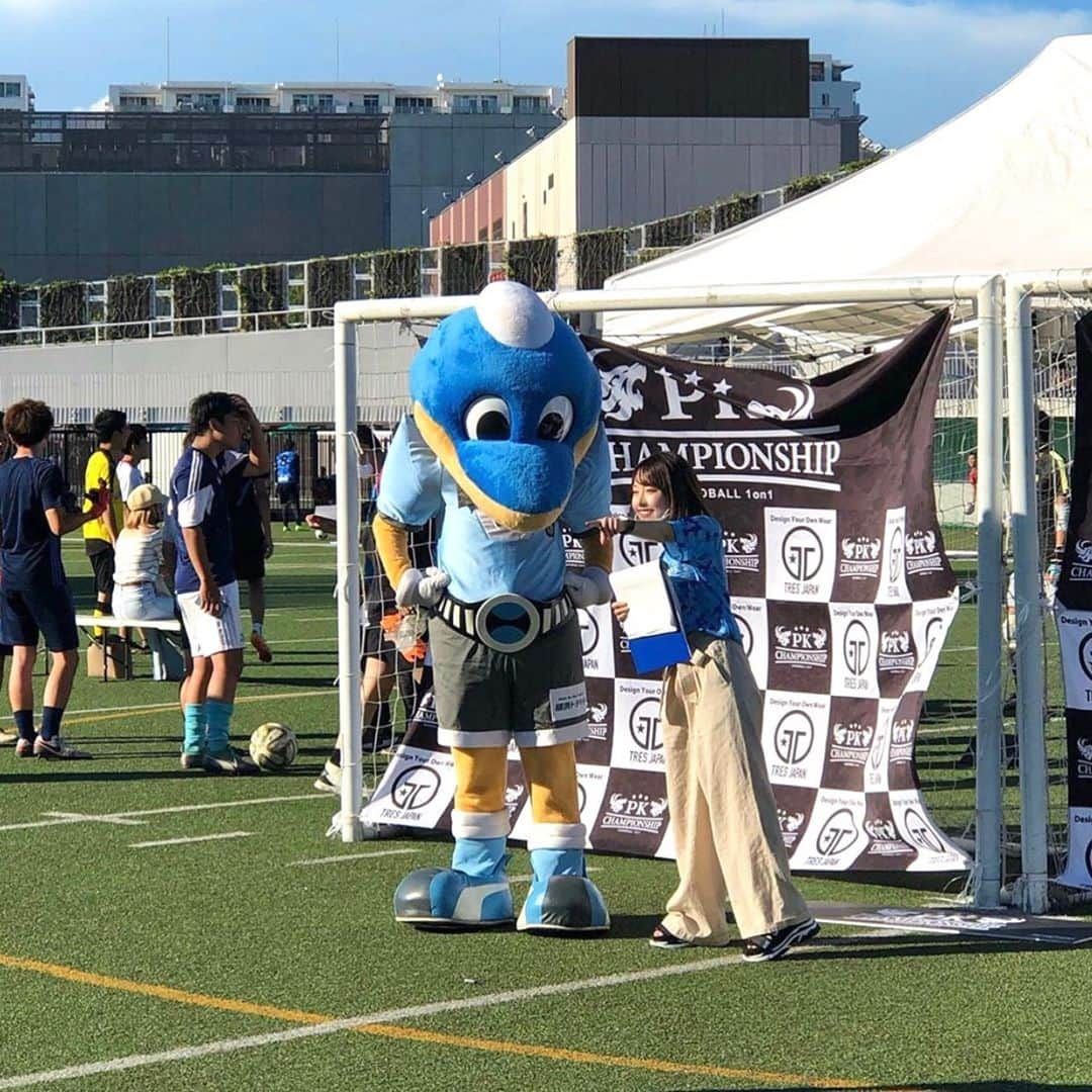 峰麻美のインスタグラム：「なんか話してる🤭笑  #soccer #football #frontale  #pkチャンピオンシップ  #川崎フロンターレ #ふろん太くん」