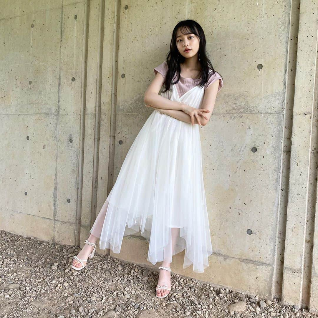 林芽亜里さんのインスタグラム写真 - (林芽亜里Instagram)「🎀﻿ ﻿ 8月も今日で終わりか~﻿ ﻿ ってことで8月最後の10連発です！﻿ ﻿ まだまだ暑いけど﻿ きっと少しずつ過ごしやすい日が近づいてるね☺️﻿ ﻿ 動画もみてね！﻿ セミがミーンミーンミーン、、、笑﻿ ﻿ #ニコラ #林芽亜里 #who'swhoChico #GRL﻿ ﻿」8月31日 18時10分 - meari__hayashi