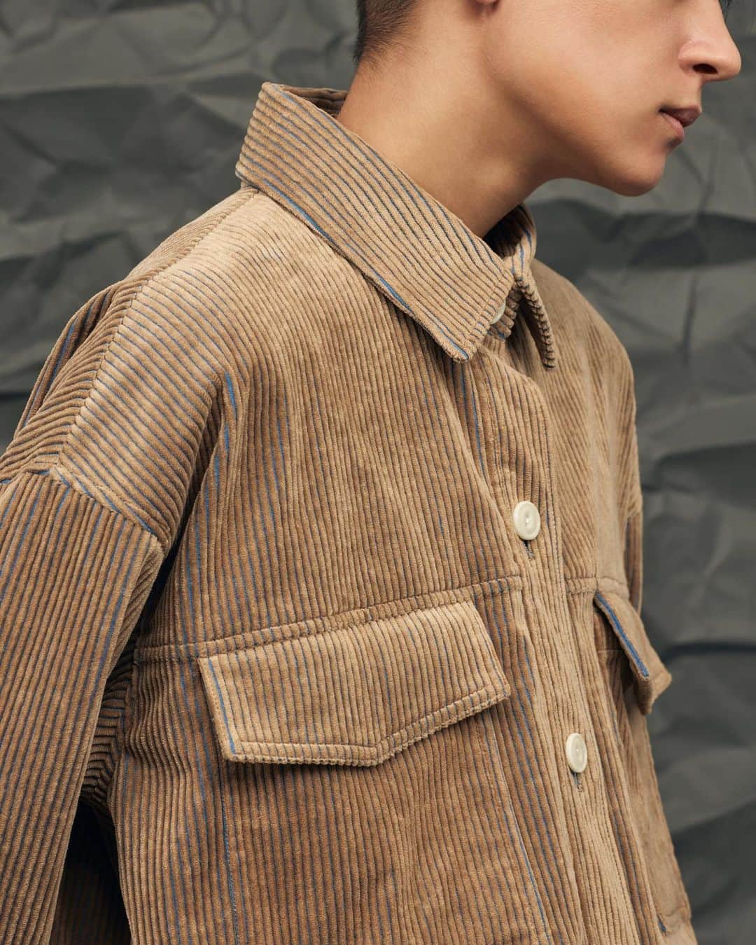 JET NEW YORKのインスタグラム：「﻿ ﻿ ———————————﻿ ﻿ JET NEWYORK﻿ 2020 FALL WINTER﻿ ﻿ “MOUNTAIN RESORT”﻿ ﻿ ———————————﻿ ﻿ ▶︎jacket﻿ No.G50-49504/ ¥25,000+tax﻿ ﻿ ▶︎pants﻿ No.G50-69504 / ¥19,000tax﻿ ﻿ ———————————﻿ ﻿ #jet_newyork #jetnewyork #newyork #jet #marikohayashi #20 #2020 #aw #20aw #autumn #winter #fall #new #collection #nowonsale #preorder #elleshop #worldonlinestore #linkinbio」