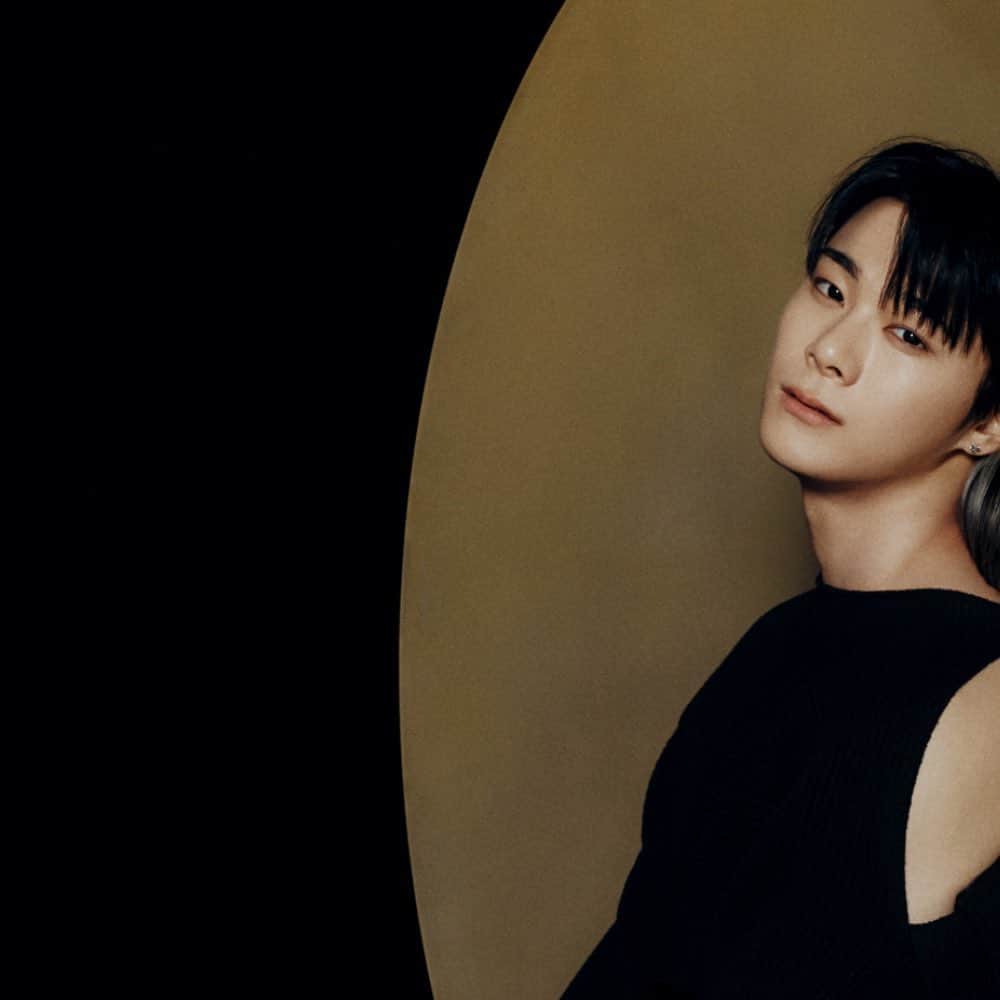 ASTROのインスタグラム：「MOONBIN & SANHA (ASTRO) 1st Mini Album <IN-OUT>   Image Teaser - FADE OUT Version. Don’t be afraid,  Bad memories will fade out 🤦  2020.09.14. 6PM  Coming Soon🍸  #문빈_산하 #MOONBIN_SANHA #문빈 #산하  #IN_OUT #인아웃 #BadIdea #배드아이디어 #MOONBIN #SANHA #아스트로 #ASTRO」