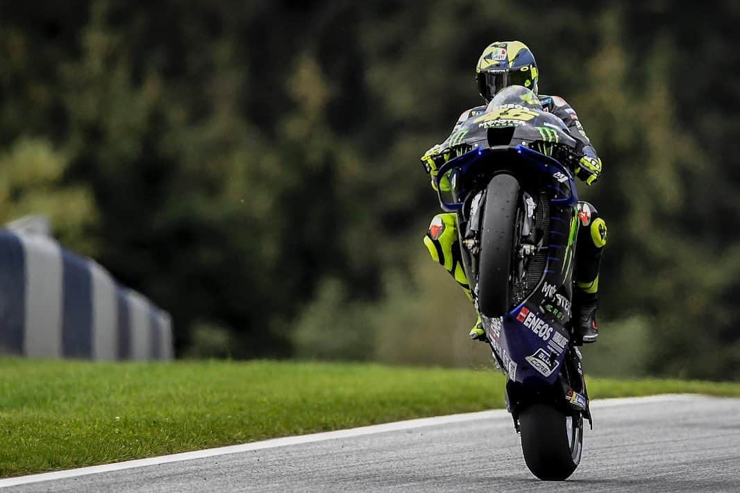 バレンティーノ・ロッシさんのインスタグラム写真 - (バレンティーノ・ロッシInstagram)「Red Bull Ring,Austria Sunday,MotoGp Race  📸 @falex79 @gigisoldano」8月31日 20時21分 - valeyellow46