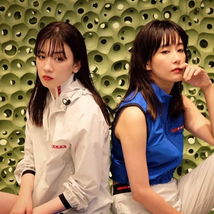 水川あさみのインスタグラム：「オープンしたばかりの#PradaMiyashitaPark へ芽郁ちゃんと行ってきました👯‍♀️」