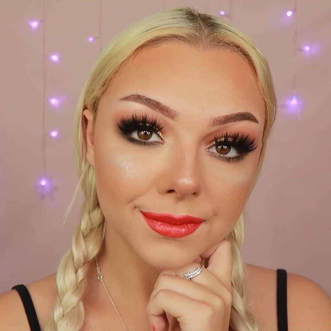 Makeup Clipsさんのインスタグラム写真 - (Makeup ClipsInstagram)「Yay or Nay?  Follow @makeup_clips for daily amazing makeup tutorials.💄  Credit: @makeupbyaliciall」8月31日 20時33分 - adorablemakeupclips