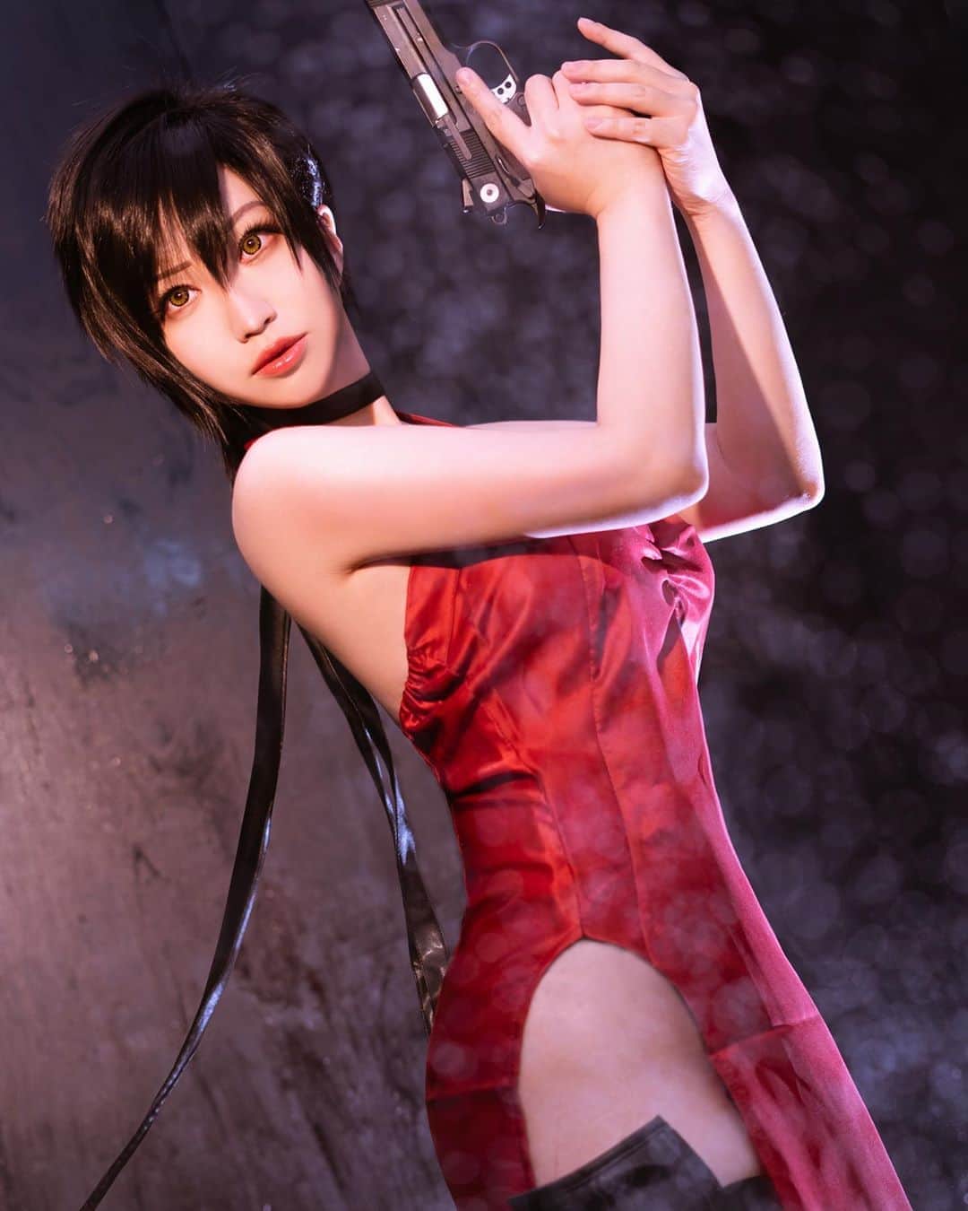 千尋のインスタグラム：「期間限定免費獲得ADA WONG 照片活動✨✨✨  到千尋FB粉絲團最新艾達王貼文 留言+分享   完成後在此留言 FB ID+你的email 將可以獲得3張高清照片喔✨✨✨  8/31 截止💓剩下四小時✨ 9/1 00:00準時發送✨」