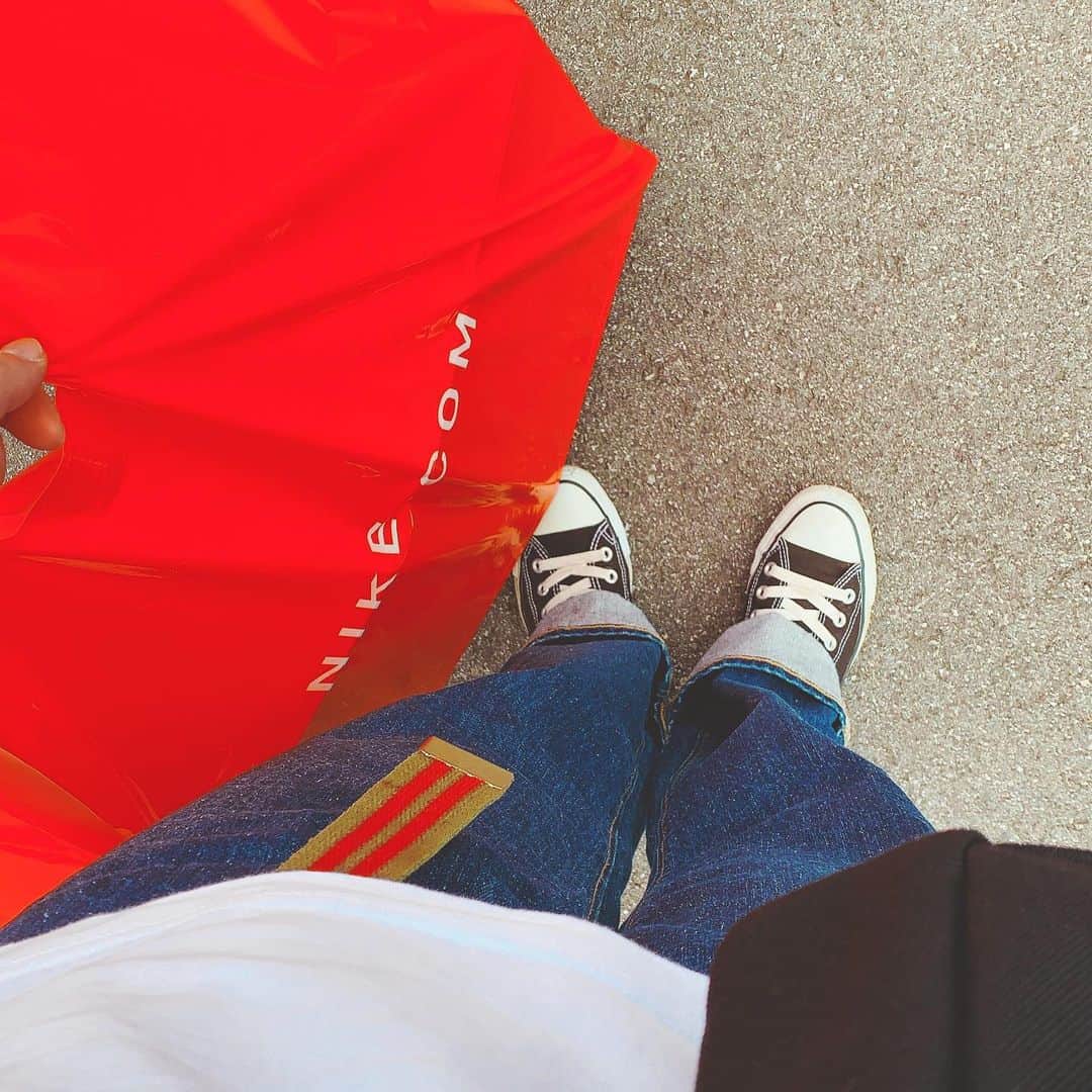 佐藤つば冴さんのインスタグラム写真 - (佐藤つば冴Instagram)「また😅☺️🌈 . . #nike #sneakers #👟🔥」8月31日 20時56分 - korochan25