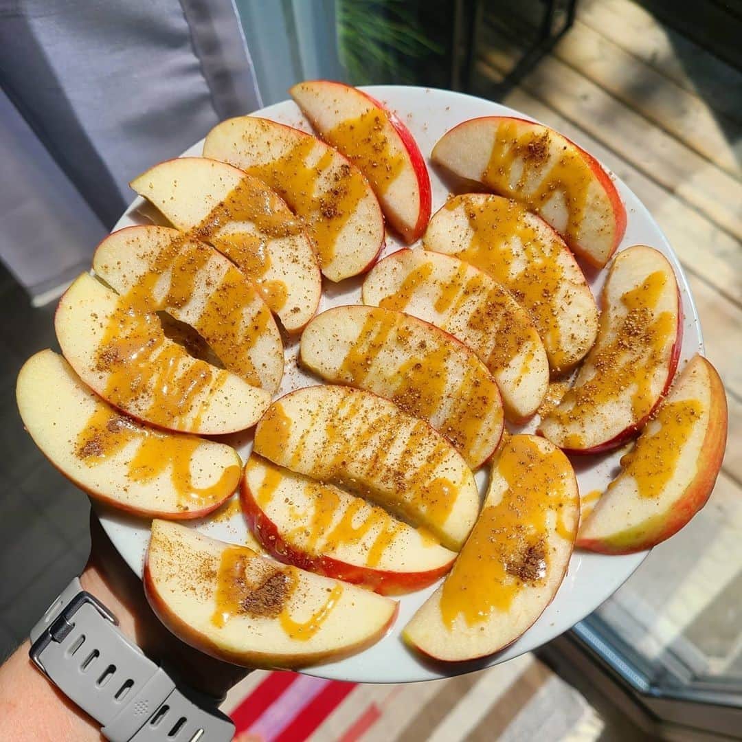 Flavorgod Seasoningsさんのインスタグラム写真 - (Flavorgod SeasoningsInstagram)「Have you tried Flavor God Chocolate Donut on your apples!?⁠ -⁠ Photo by: Customer @maddiesbalance⁠ -⁠ Add delicious flavors to any meal!⬇⁠ Click the link in my bio @flavorgod⁠ ✅www.flavorgod.com⁠ -⁠ Flavor God Seasonings are:⁠ 🍩ZERO CALORIES PER SERVING🍩⁠ 🍩MADE FRESH⁠ 🍩MADE LOCALLY IN US⁠ 🍩FREE GIFTS AT CHECKOUT⁠ 🍩GLUTEN FREE⁠ 🍩#PALEO & #KETO FRIENDLY⁠ -⁠ #food #foodie #flavorgod #seasonings #glutenfree #mealprep #seasonings #breakfast #lunch #dinner #yummy #delicious #foodporn」8月31日 21時01分 - flavorgod