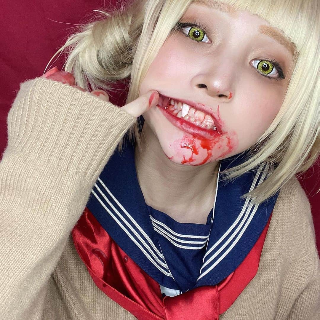 星山知里のインスタグラム：「血糊めっちゃまずかった(´･_･`)  #ミスキャン#ミスコン#関大ミスキャン#コスプレ#コスプレイヤー#僕のヒーローアカデミア#ヒロアカ#トガヒミコ#トガヒミココスプレ#アニメ#自撮り#血糊」